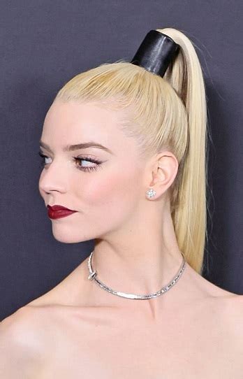 anya taylor joy ponytail.